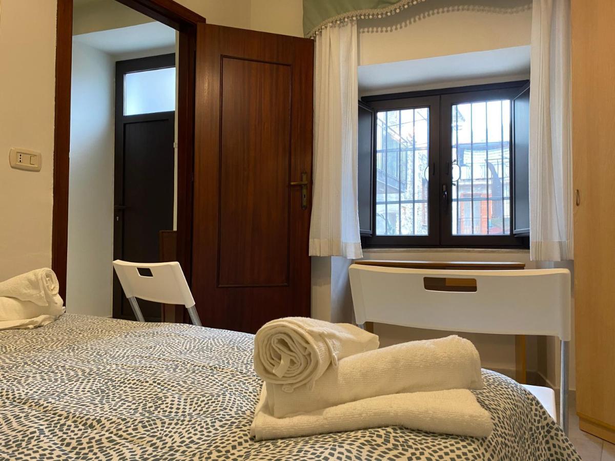 Graniti "The Gole Of Alcantara Living In The Dream'S Room" מראה חיצוני תמונה