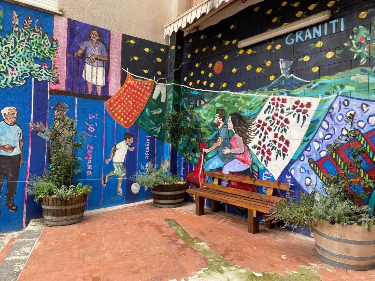 Graniti "The Gole Of Alcantara Living In The Dream'S Room" מראה חיצוני תמונה